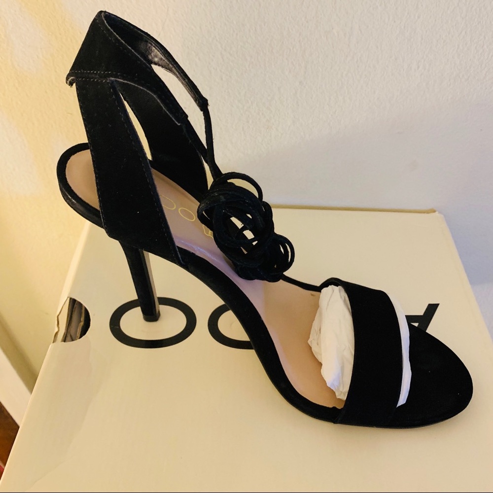 Strappy sandals - Picture 2 of 4